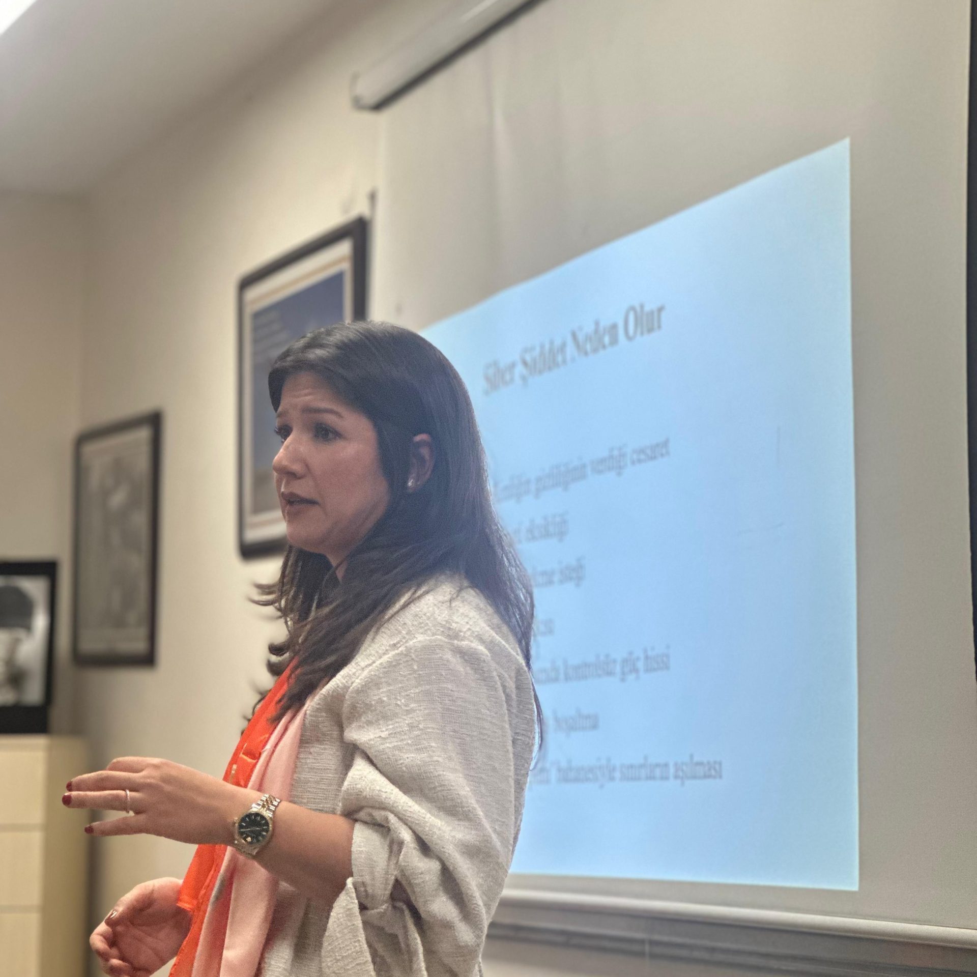 Siber Şiddetin Psikolojik Etkileri - 21 Kasım